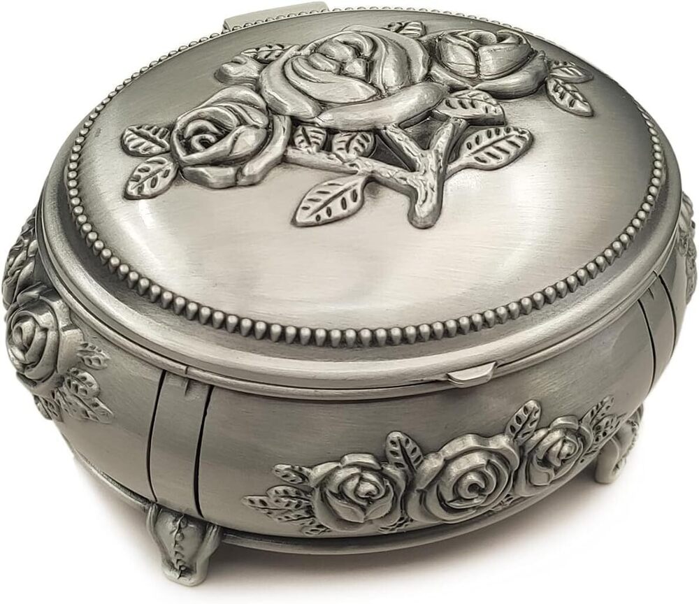 8683 Emboss Alloy Metal Music Box Wind Up and Golden Movement Music Box